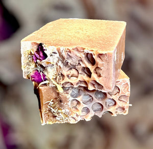 Wild Mountain Honey Soap w/ Turmeric
